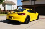 Porsche 718 Cayman GT4 2016 года